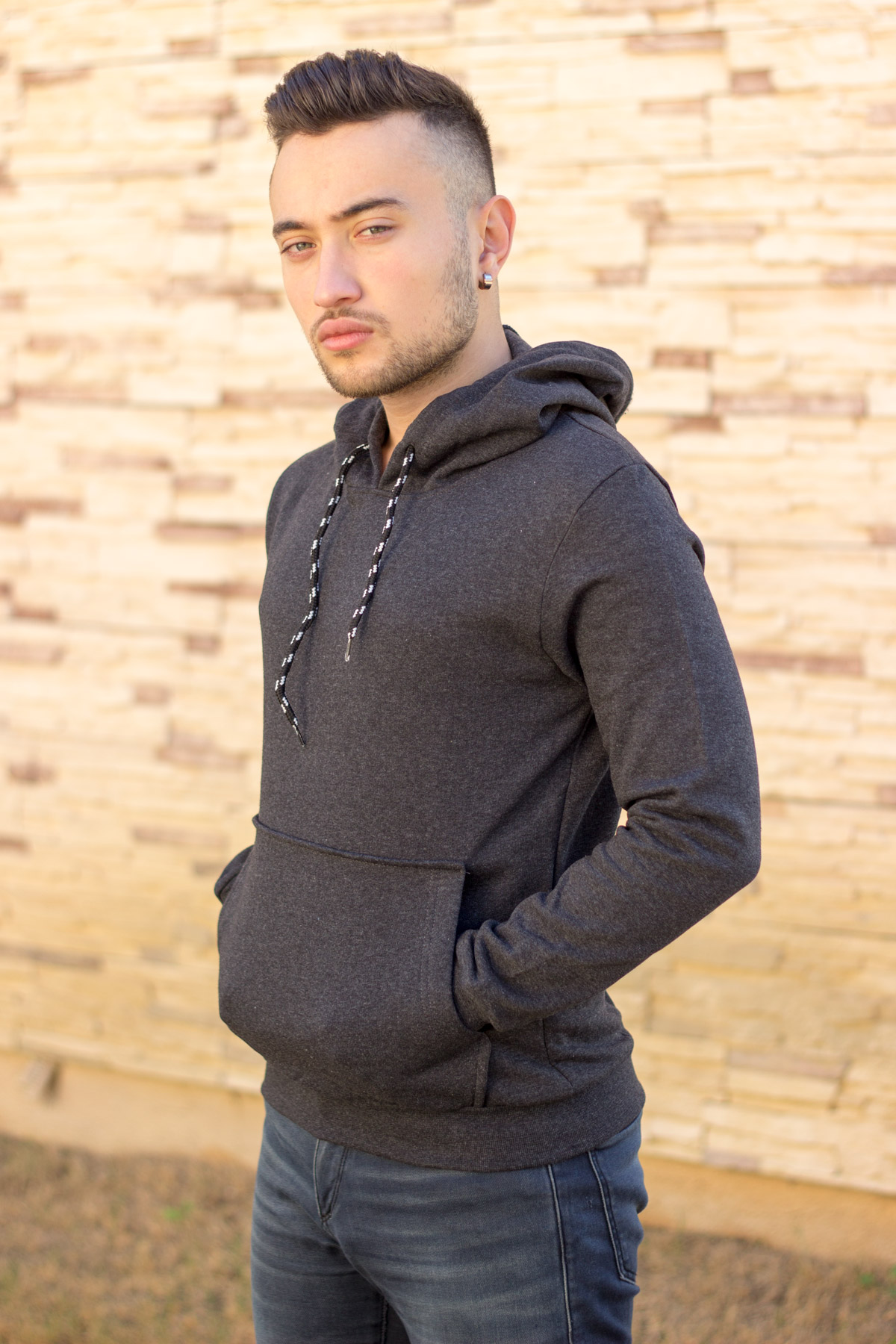 Erkek Antrasit Kapüşonlu Kanguru Cepli Uzun Kollu Sweatshirt 20EESAKNGR