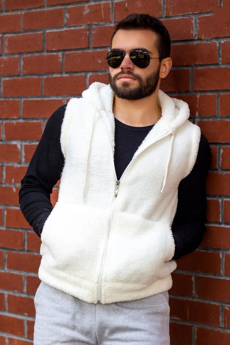 Erkek Ekru Beyaz Peluş Yumoş Fermuarlı Kapüşonlu Yelek 22EYLKPELO
