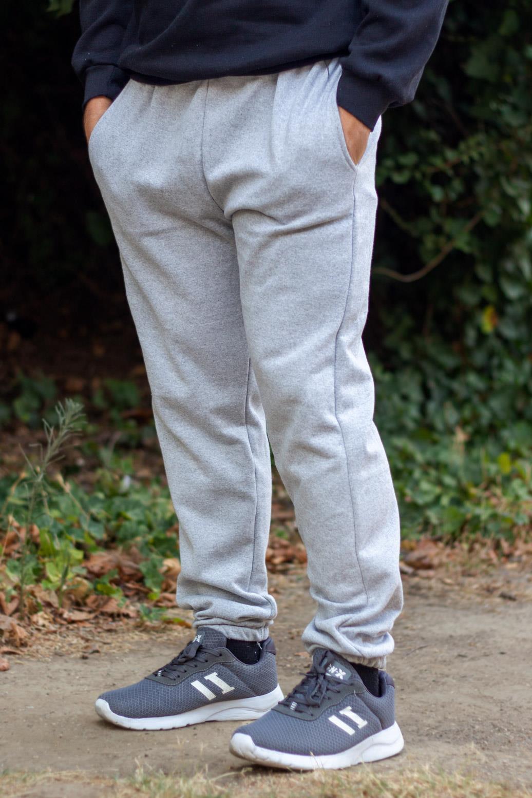 Erkek Gri Baskısız Basic Fit Cepli Paça Lastikli Kalın Sweat Rahat Eşofman Altı 23EESACLEE