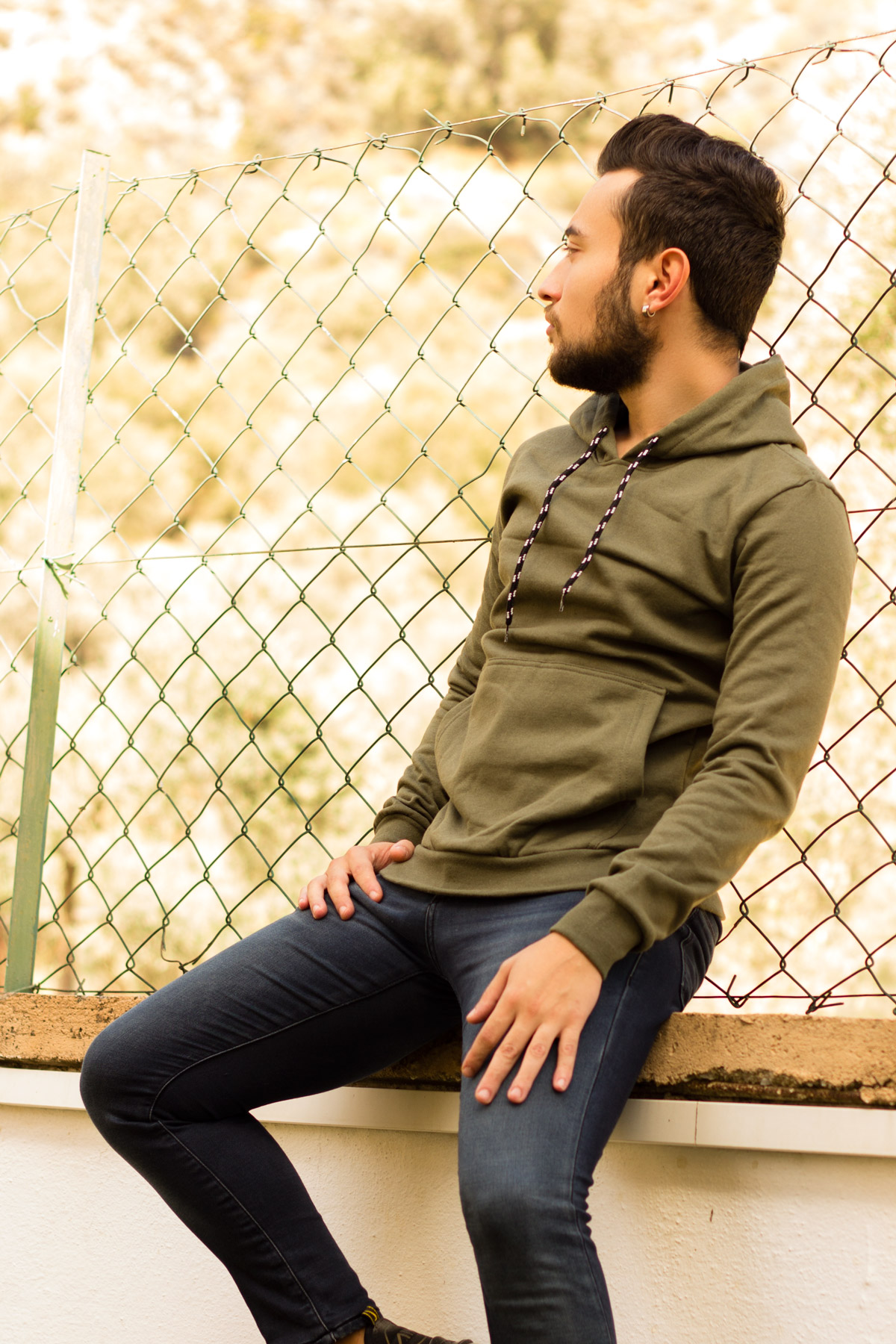 Erkek Haki Kapüşonlu Kanguru Cepli Uzun Kollu Sweatshirt 20ESWTKNGR