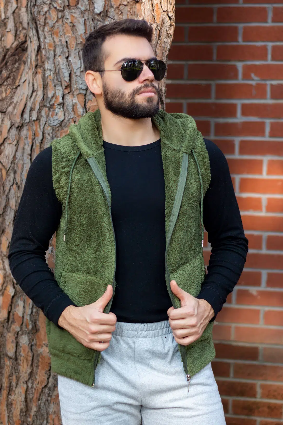 Erkek Haki Peluş Yumoş Fermuarlı Kapüşonlu Yelek 22EYLKPELO