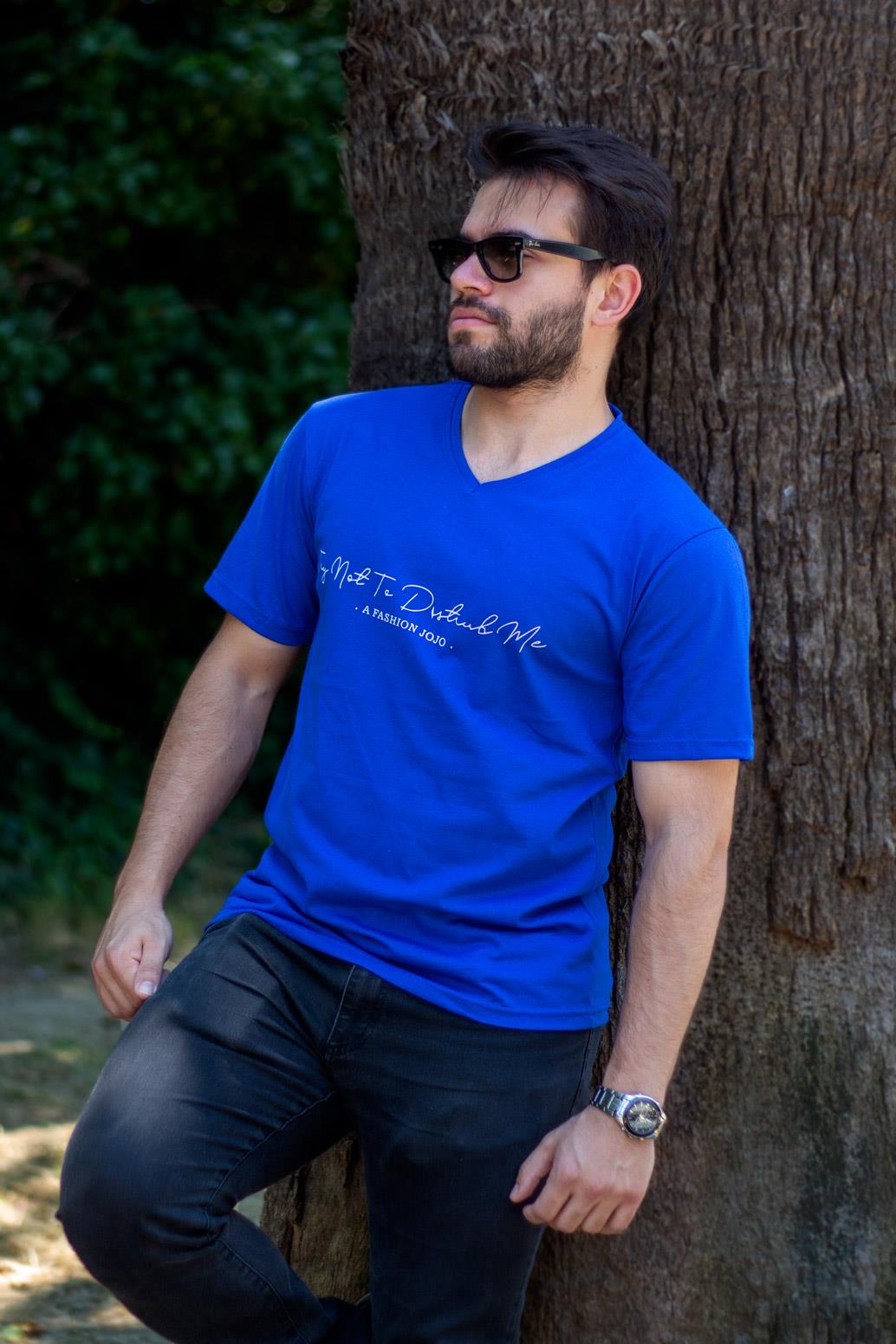 Erkek Mavi El Yazısı İmza Baskı Kısa Kollu V Yaka Erkek T-Shirt 23ETSHVYAZ