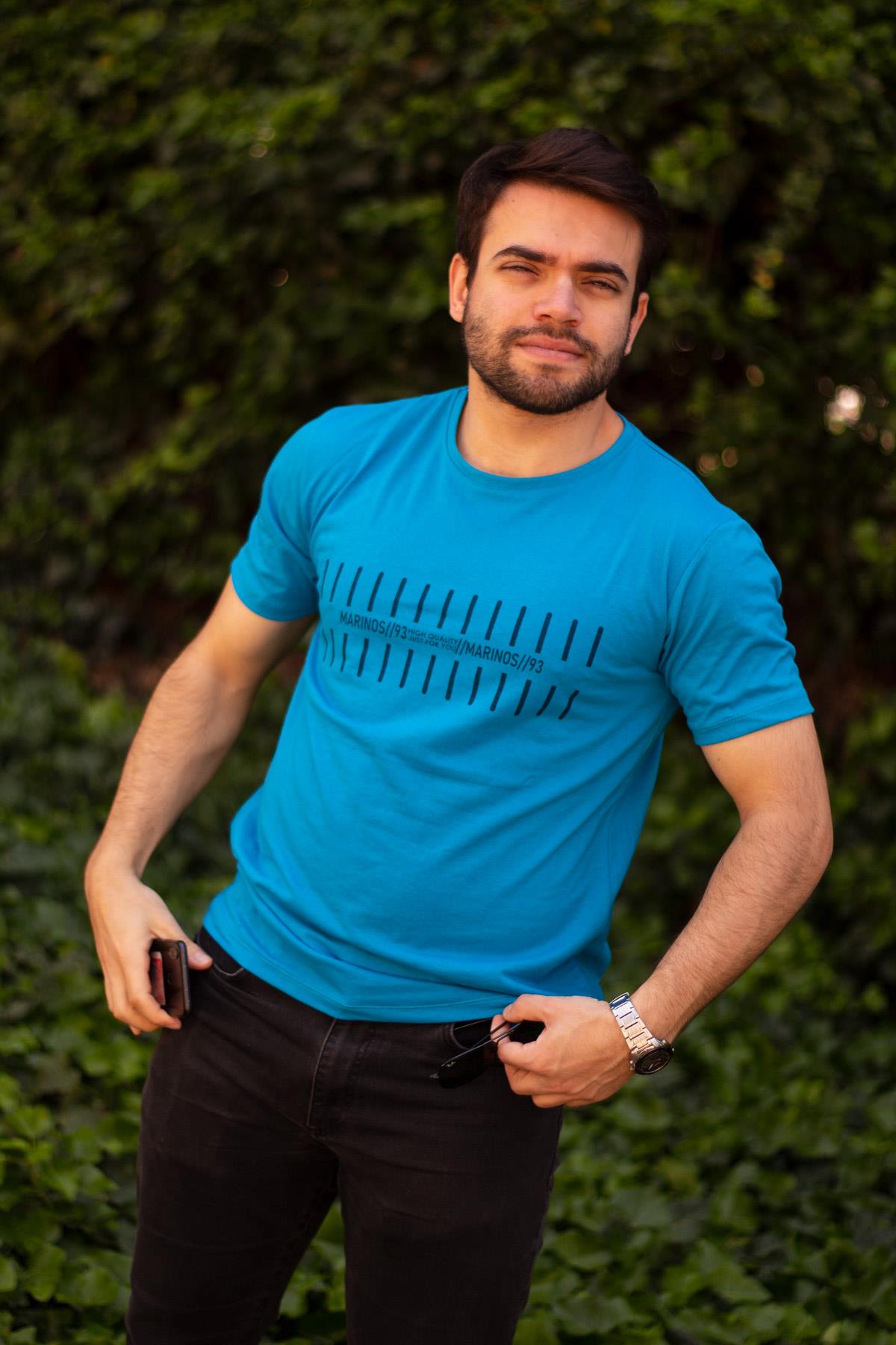 Erkek Turkuaz Çizgi Baskılı Normal Kesim Bisiklet Yaka Erkek Tişört 22ETSHMROS