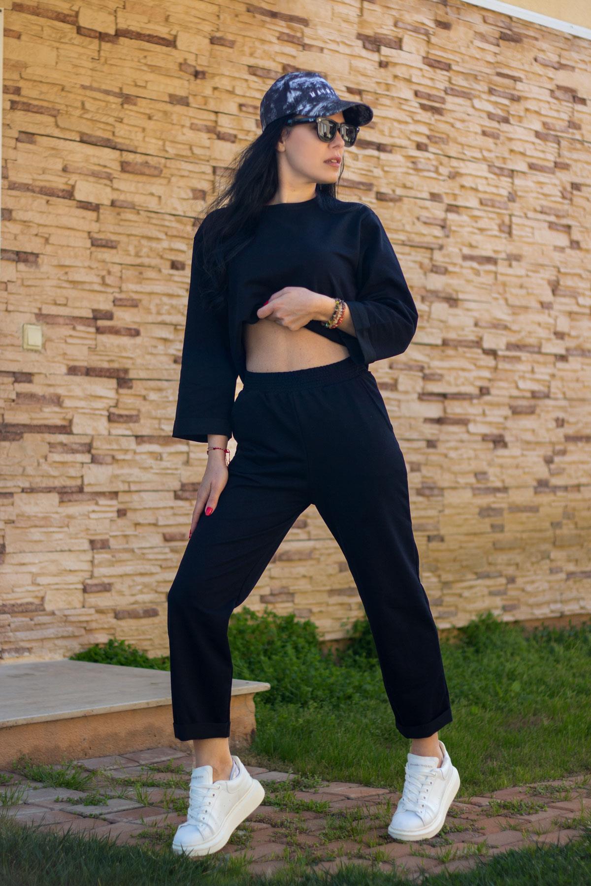 Kadın Siyah Basic Oversize Duble Kol Paça Eşofman Takımı 22KESTBTAK