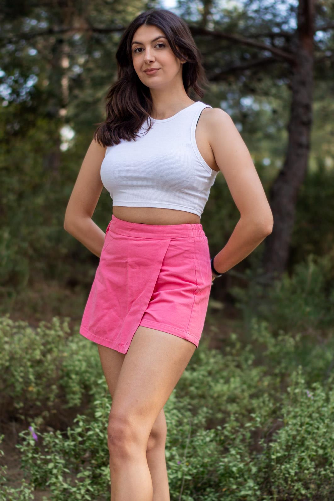 Kadın Fuşya Gabardin Asimetrik Kapamalı Fermuarlı Kot Şort Etek 24KSRTSETE