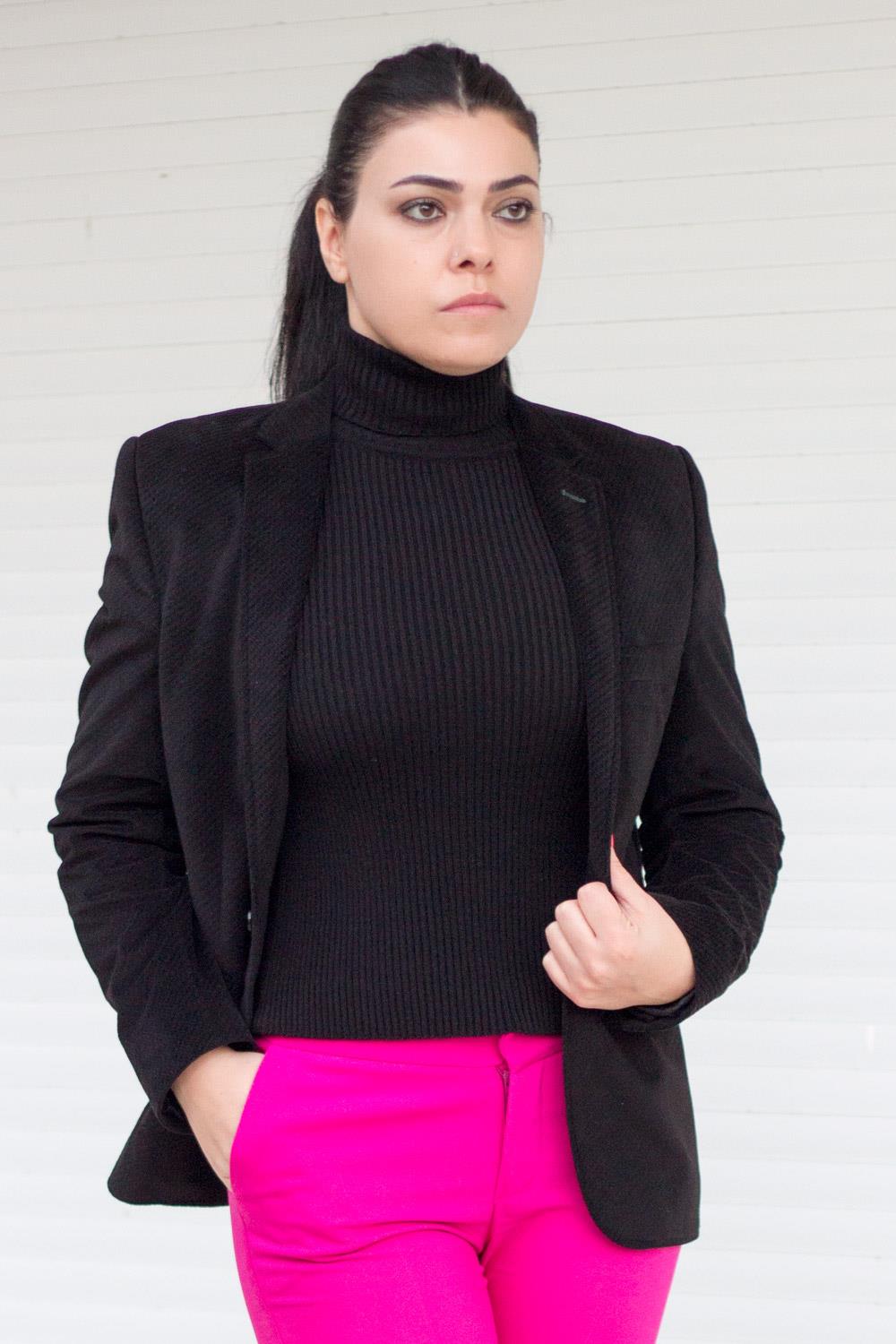 Siyah Tam Balıkçı Yaka Fitilli Triko Kadın Kazak 20KKZKBALK