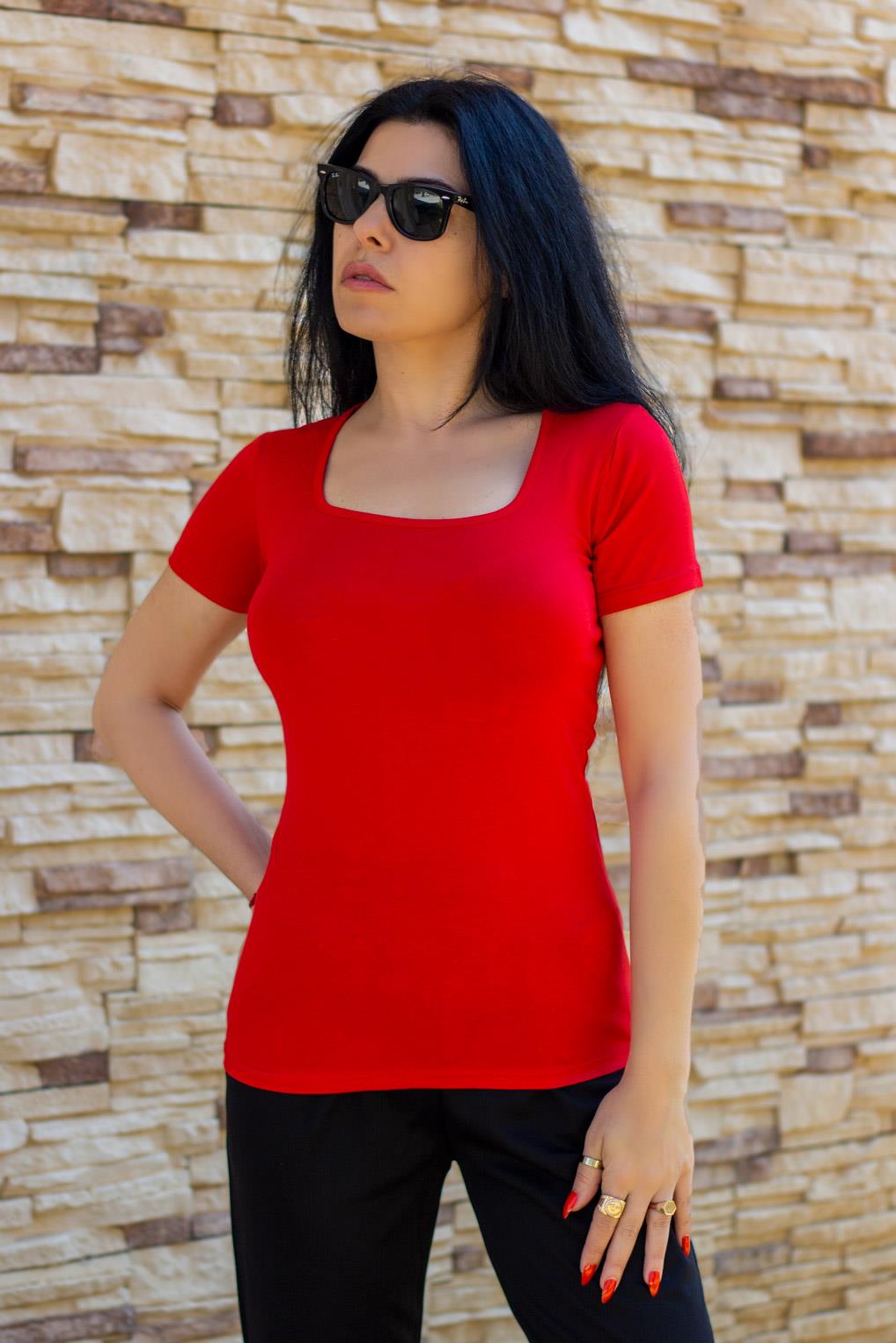 Kadın Kırmızı Kısa Kollu Pamuk Kare Yaka İnce Body 21KBDYKKRE