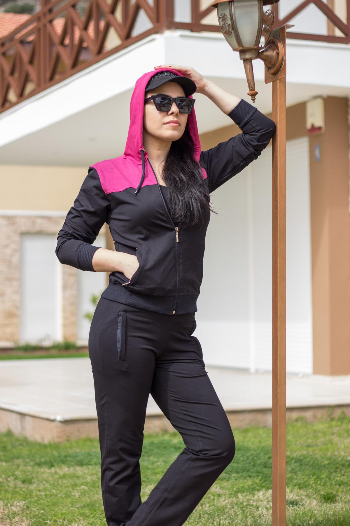 Kadın Siyah Pembe Fermuarlı Kapüşonlu Spor Eşofman Takımı 21KESTAW12