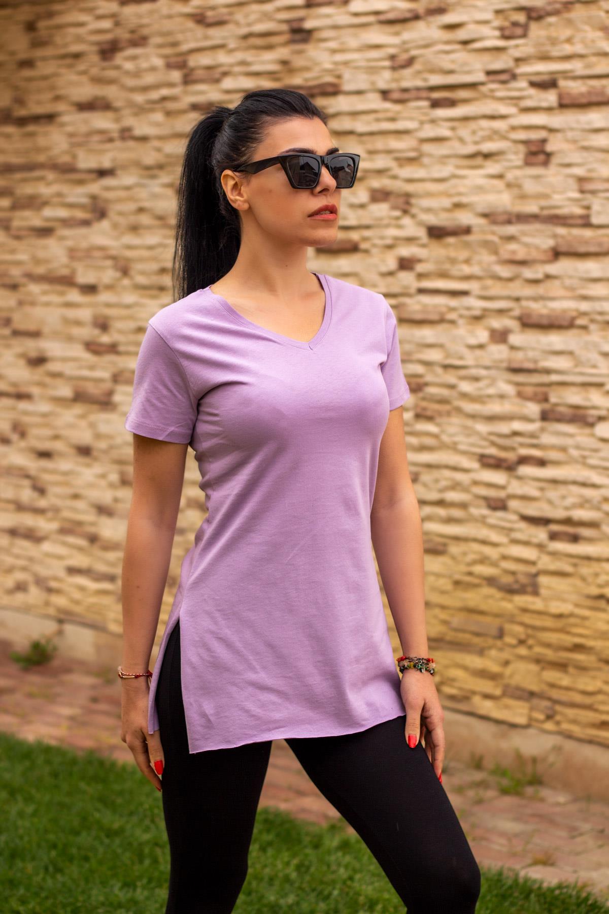 Kadın Lila Kısa Kollu V Yaka Yırtmaçlı İnce Tunik Tişört 21KTNKYIRT