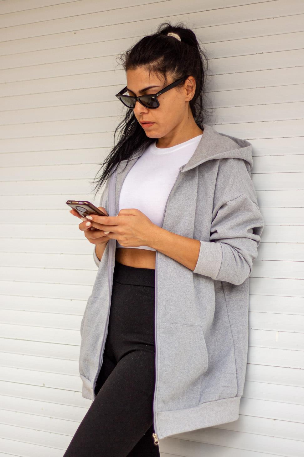 Kadın Gri Baskısız Basic Oversize Fermuarlı Kapüşonlu Uzun Kollu Kalın Ceket Sweatshirt 23KCKTFORM