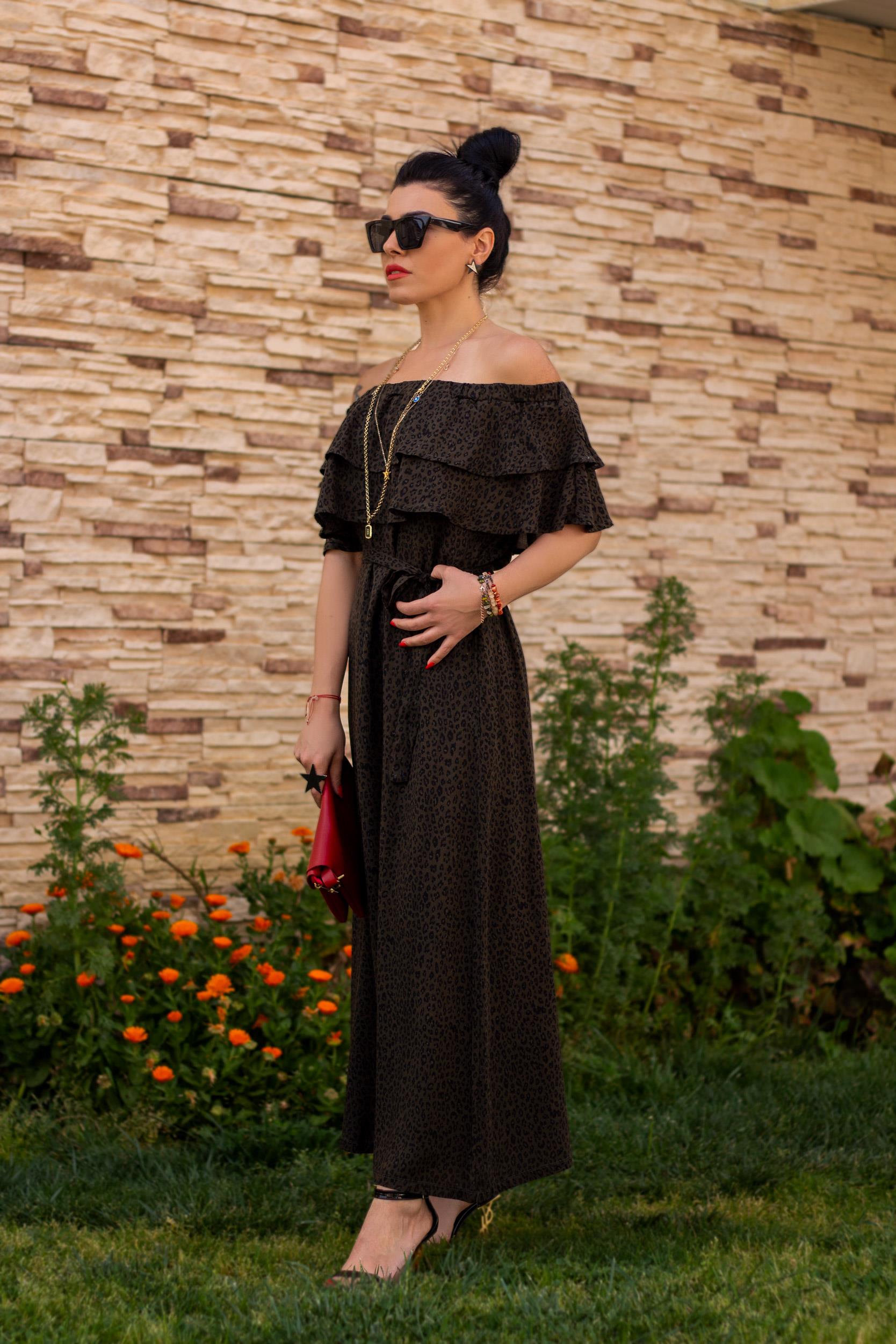 Kadın Koyu Haki Madonna Yaka Alaçatı Model Bel İpli Leopar Desen Uzun Elbise 22KELBELCA