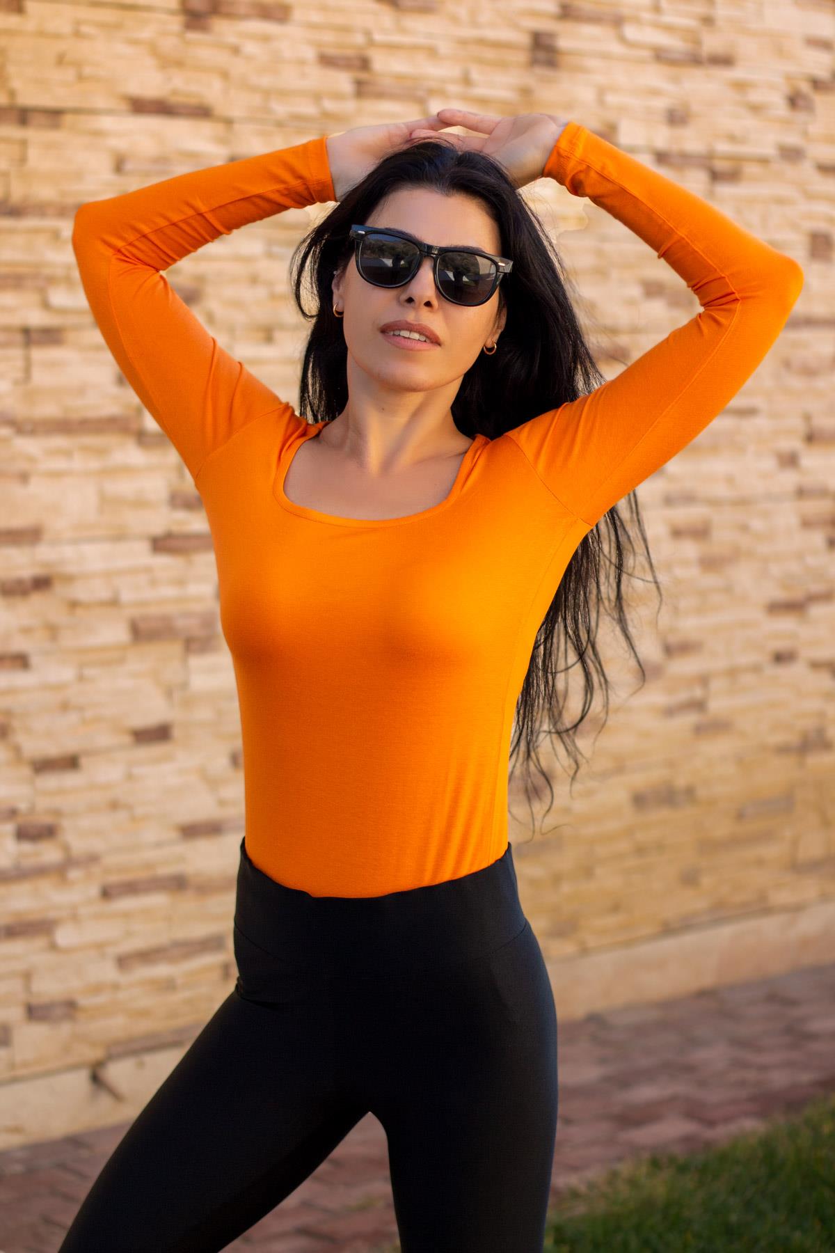 Kadın Turuncu Uzun Kollu %100 Pamuk Kare Yaka İnce Body 20KBDYBKRE