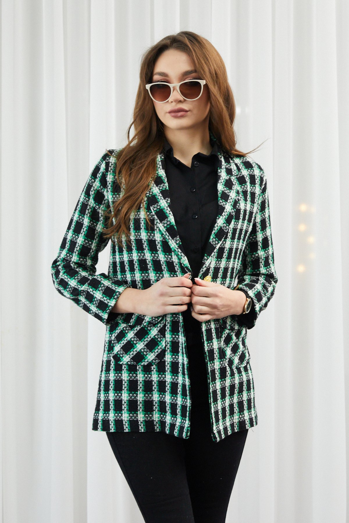 Kadın Siyah Yeşil Çift Cepli Düğmeli Ekose Ceket 23KCKTZ186